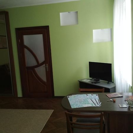 Like A Local Apartment Lviv Exteriör bild